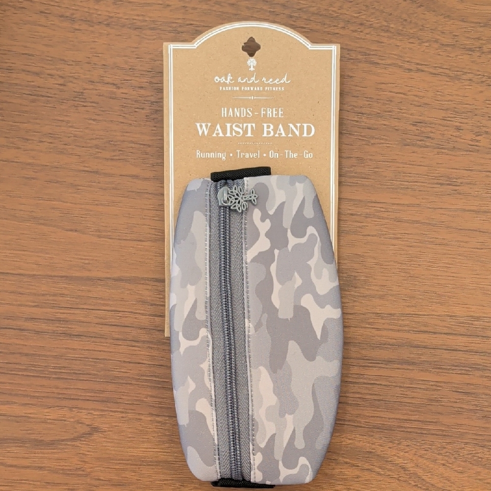 NWT Oak and Reed Gray Camo Hands-Free Waist Band, Running, Hiking, Travel